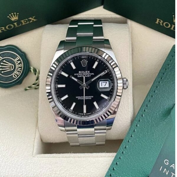 RLX – Date Just