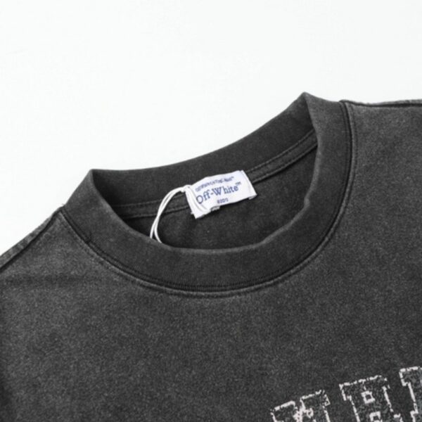 Off-White T-shirt