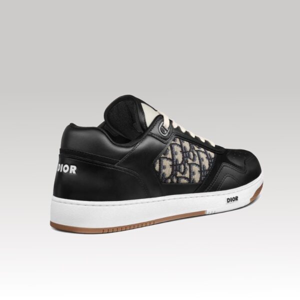 CD B27 Sneaker 11