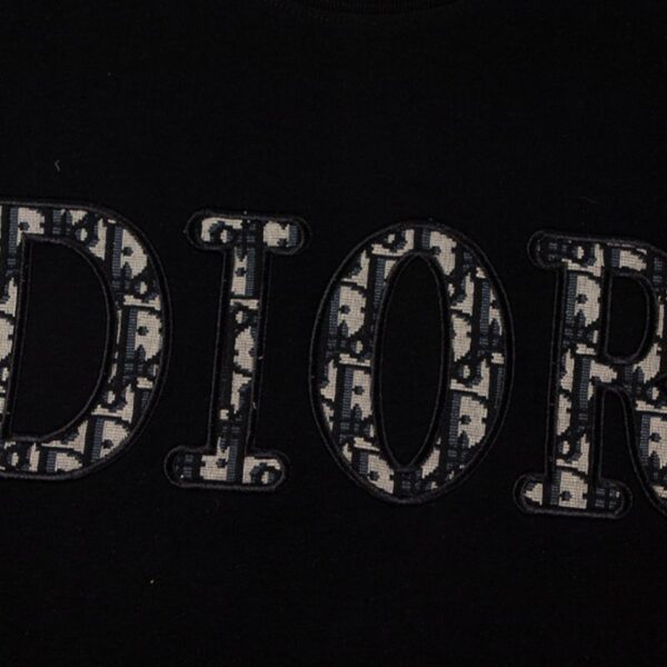 CD T-shirt