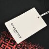 GVNCHY T-Shirt