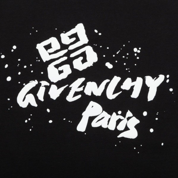 GVNCHY T-shirt