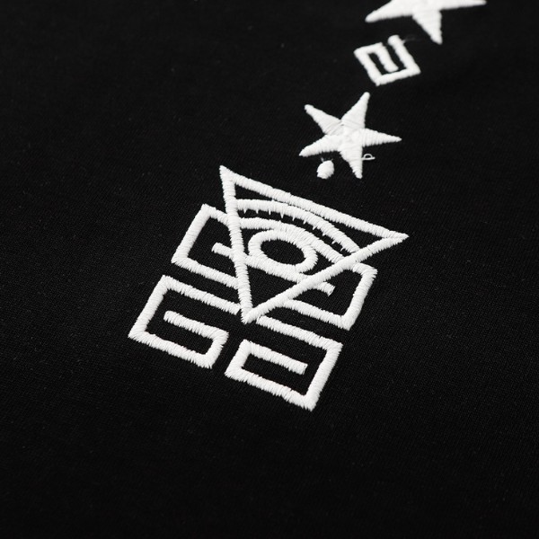 GVNCHY T-Shirt