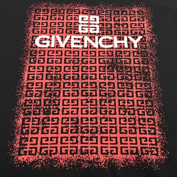 GVNCHY T-Shirt