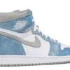 AIR JORDAN 1 HIGH ‘HYPER ROYAL’