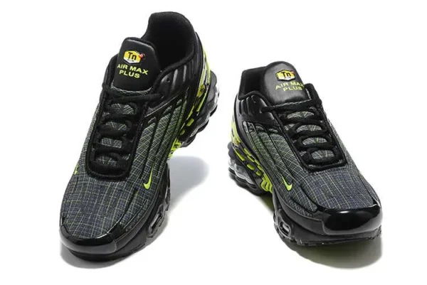 AIR MAX PLUS TN 3 ‘GREEN SPIROGRAPH’
