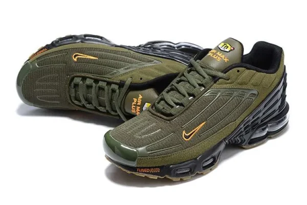 AIR MAX PLUS TN 3 ‘KHAKI ORANGE PUNCH’