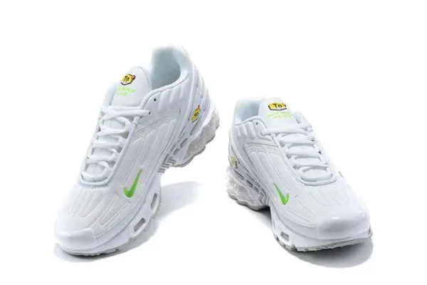 AIR MAX PLUS TN 3 ‘QUADRUPLE SWOOSH WHITE’
