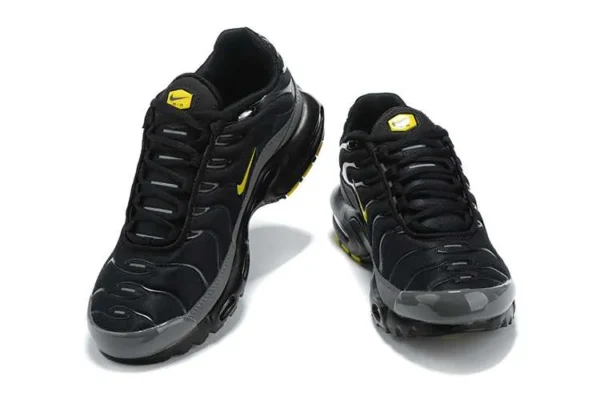 AIR MAX PLUS TN ‘BATMAN’