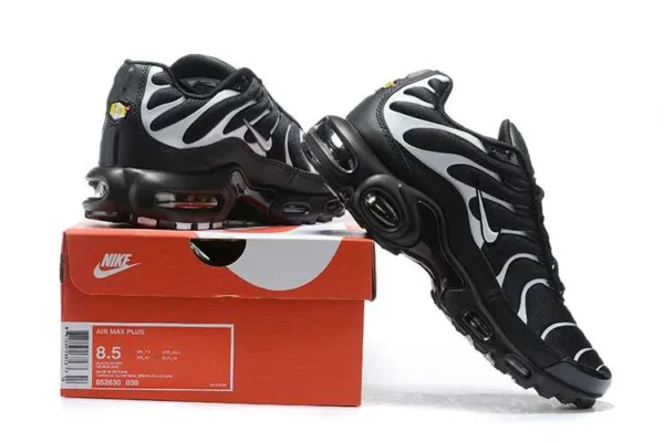 AIR MAX PLUS TN ‘BLACK METALLIC’