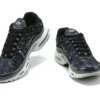 AIR MAX PLUS TN ‘CRATER’