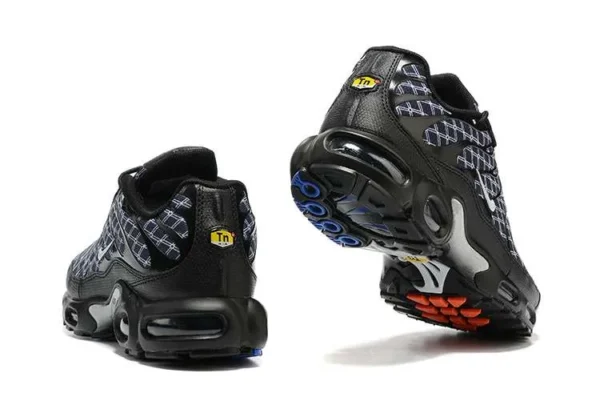 AIR MAX PLUS TN ‘FRANCE’