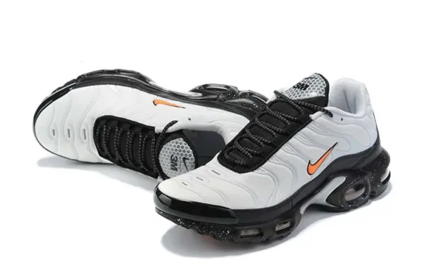 AIR MAX PLUS TN ‘GREY FLAME ORANGE’