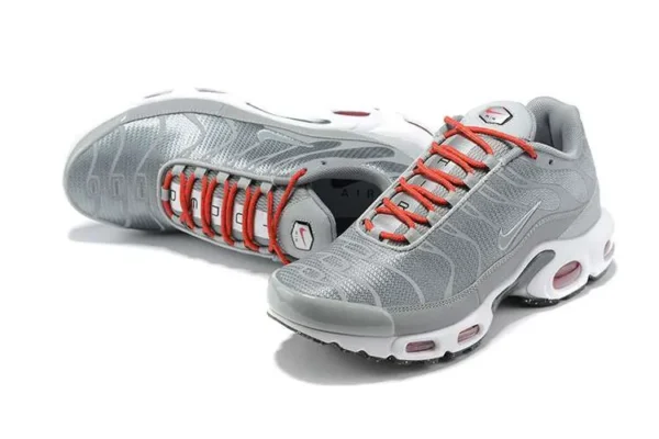 AIR MAX PLUS TN ‘GREY RED’