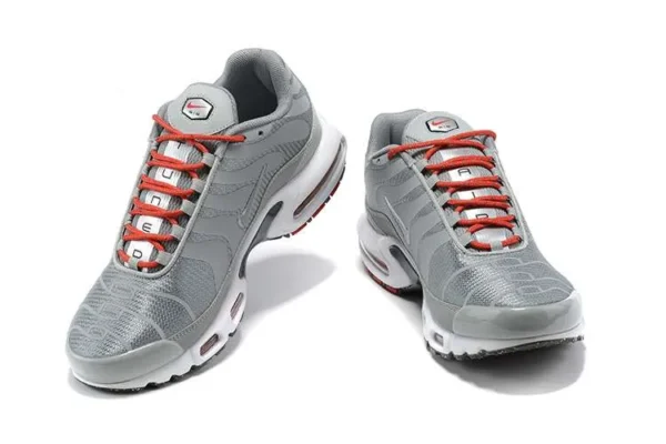 AIR MAX PLUS TN ‘GREY RED’