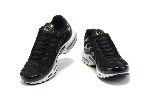 AIR MAX PLUS TN ‘JUST DO IT’