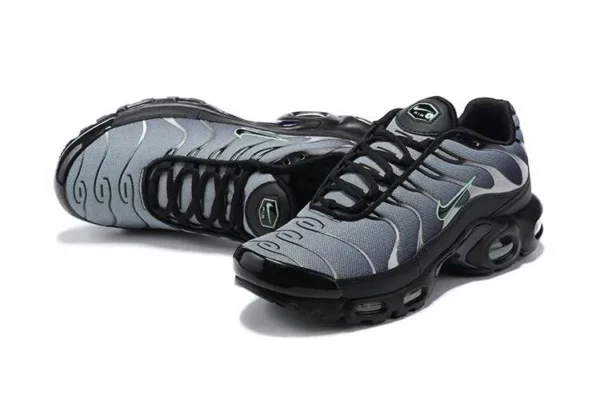 AIR MAX PLUS TN ‘OCEANIA’