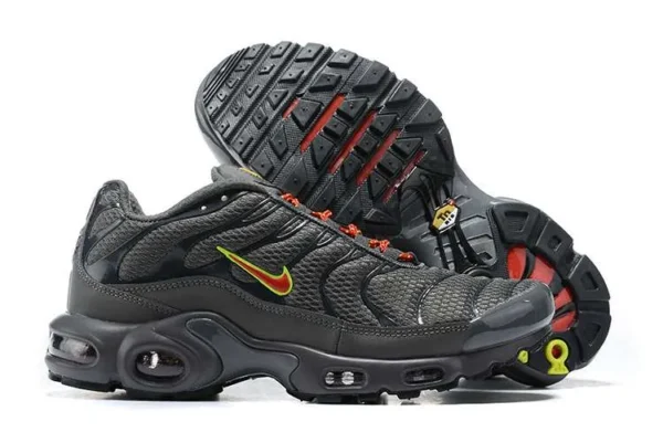 AIR MAX PLUS TN ‘TOGGLE LACING GREY’