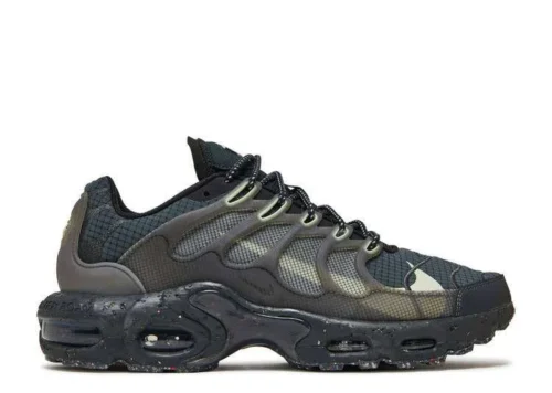 AIR MAX TERRASCAPE PLUS ‘BLACK BARELY VOLT’