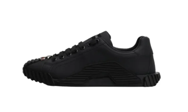 black-1.webp BLACK