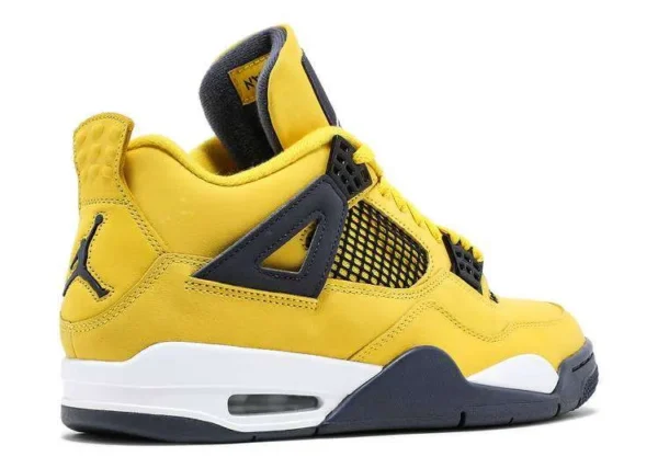 JORDAN RETRO 4 ‘LIGHTNING’