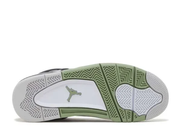 jordan-retro-4-seafoam-3.webp JORDAN RETRO 4 ‘SEAFOAM’