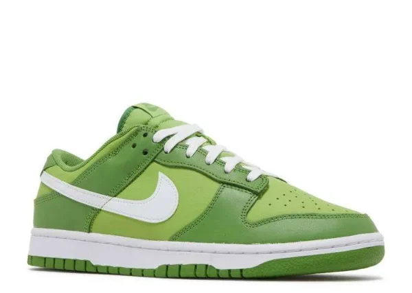 SB DUNK LOW ‘CLOROPHYLL