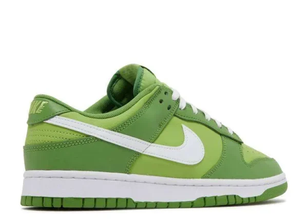 SB DUNK LOW ‘CLOROPHYLL