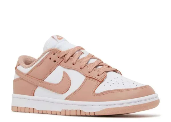 sb-dunk-low-rose-whisper-1.webp SB DUNK LOW ‘ROSE WHISPER’