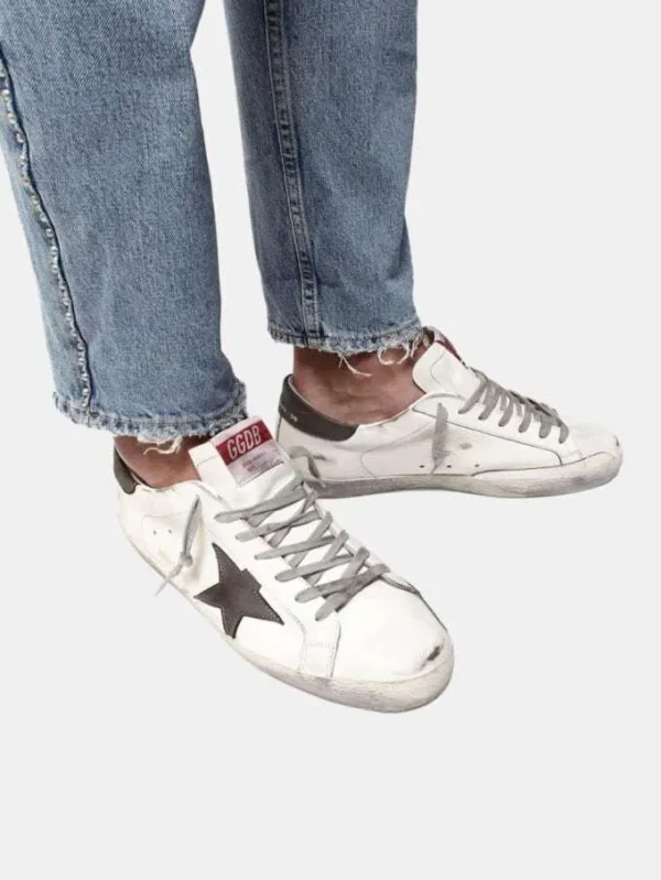 SNEAKERS GOLDEN