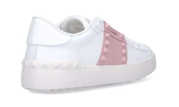 Sneakers «Rockstud Untitled