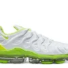 VAPORMAX PLUS